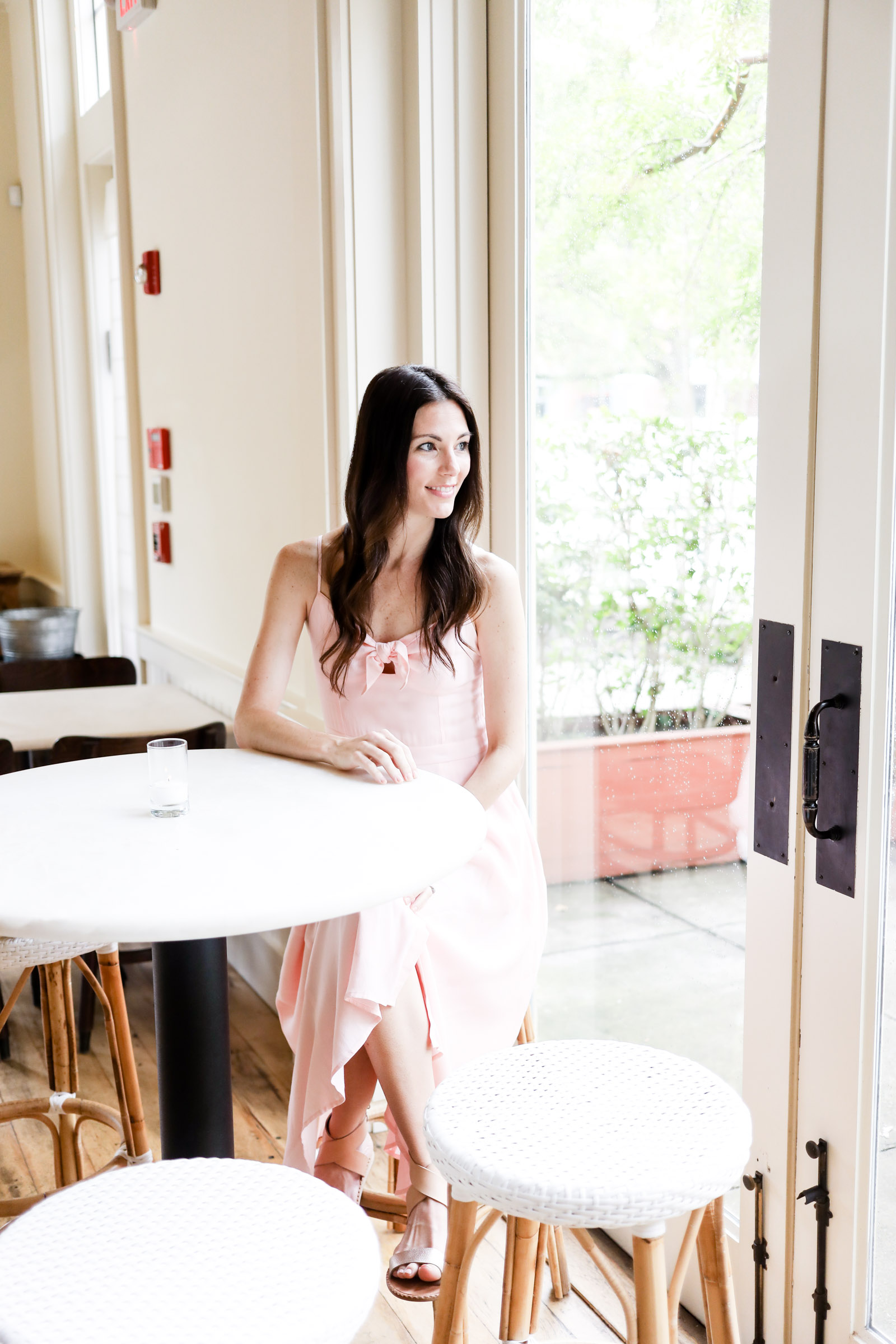 pink bow tie front dress by yumi kim | pink dress | straw tote | pink midi dress | every day joie by elle bowes